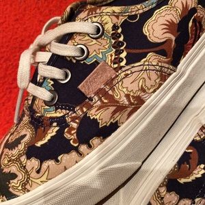 Vans California Authentic shoes